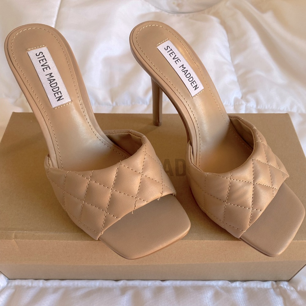 Steve Madden Women’s Shoes Signify size 6.0 NWT